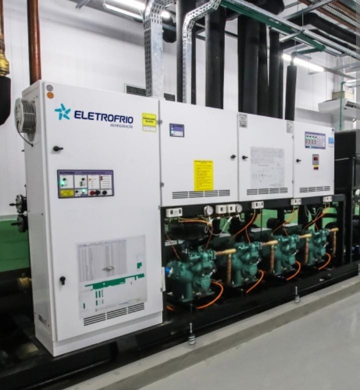 Serviço de refrigeração e ar condicionado executado pela Refrigeração Ribeiro